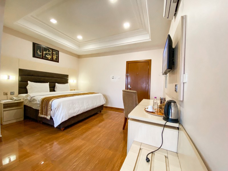 hotel room at Best Touch Hotel & Suites, Enugu
